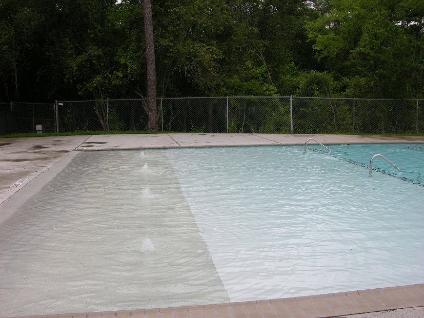 Dad's Club 50 meter olympic pool and childrens pool 1006 Voss Road (3)